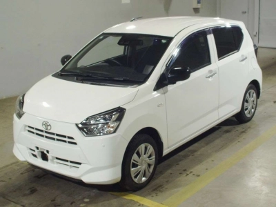 TOYOTA PIXIS EPOCH