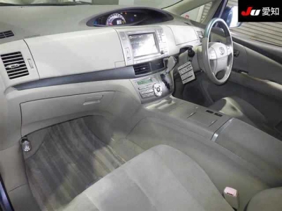 TOYOTA ESTIMA HYBRID