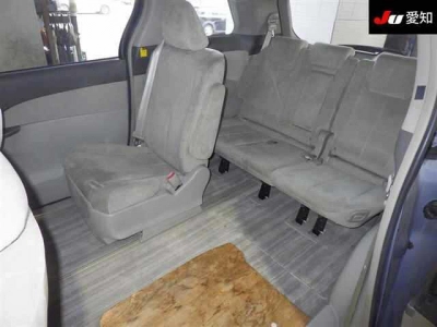 TOYOTA ESTIMA HYBRID