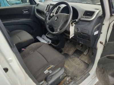 MITSUBISHI DELICA D:2