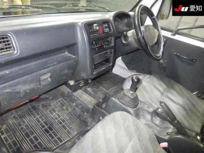 SUZUKI CARRY TRUCK
