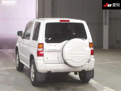 MITSUBISHI PAJERO MINI