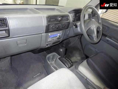 MITSUBISHI TOWN BOX