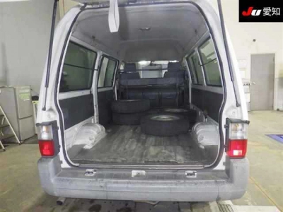NISSAN VANETTE VAN