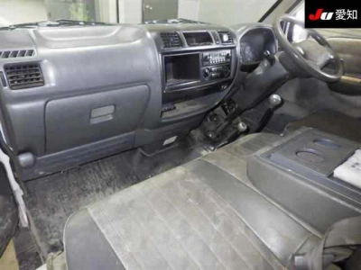 NISSAN VANETTE TRUCK