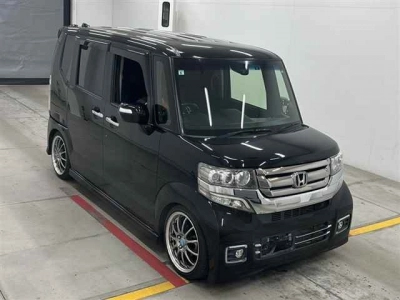 HONDA N BOX CUSTOM