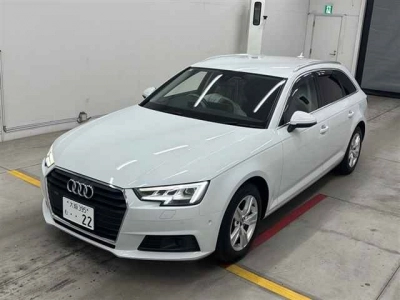 AUDI A4 AVANTE