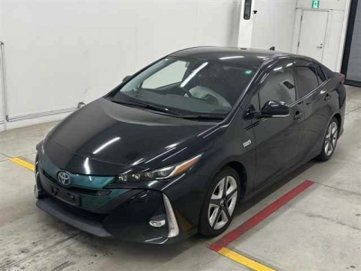TOYOTA PRIUS PHV
