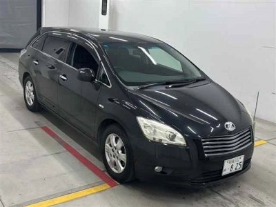 TOYOTA MARK X ZIO