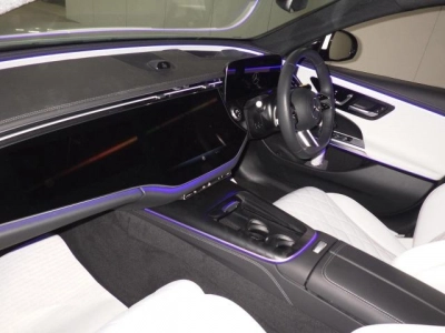 MERCEDES BENZ E CLASS