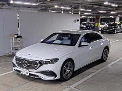 MERCEDES BENZ E CLASS