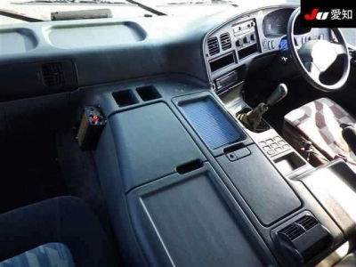 MITSUBISHI FUSO SUPER GREAT