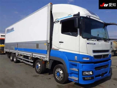 MITSUBISHI FUSO SUPER GREAT