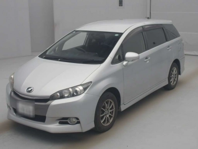 TOYOTA WISH