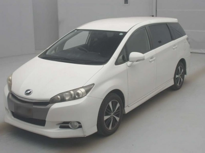 TOYOTA WISH