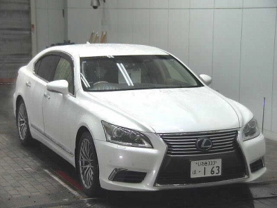 LEXUS LS