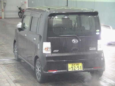 DAIHATSU MOVE CONTE