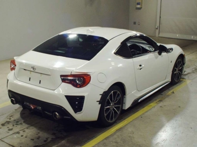 TOYOTA 86