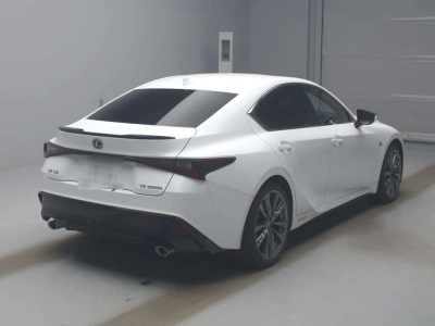 LEXUS IS