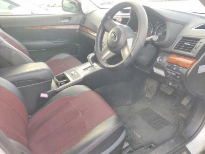 SUBARU OUTBACK