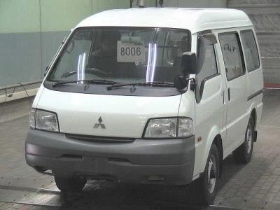 MITSUBISHI DELICA VAN