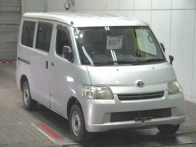 TOYOTA TOWN ACE VAN