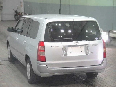 TOYOTA SUCCEED VAN