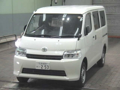 TOYOTA TOWN ACE VAN