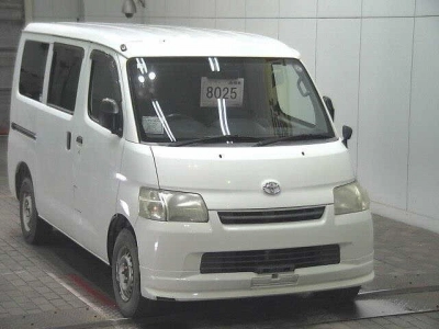 TOYOTA TOWN ACE VAN