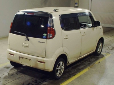 SUZUKI MRWAGON