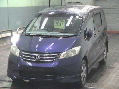 HONDA FREED