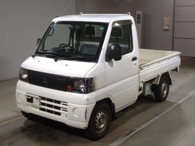 MITSUBISHI MINICAB TRUCK