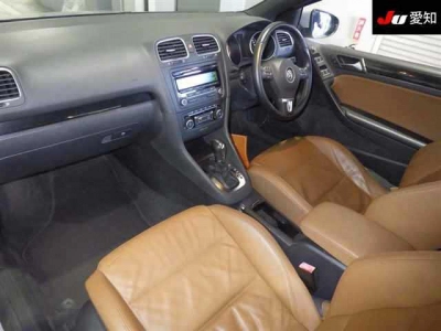 VOLKSWAGEN GOLF CABRIOLET