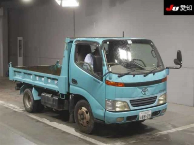 TOYOTA DYNA TRUCK