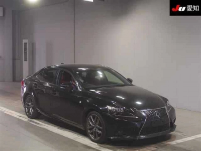 LEXUS IS
