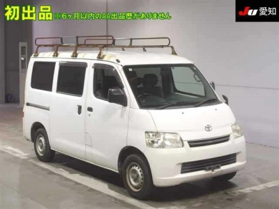 TOYOTA TOWN ACE VAN