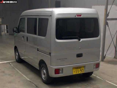 MITSUBISHI MINICAB
