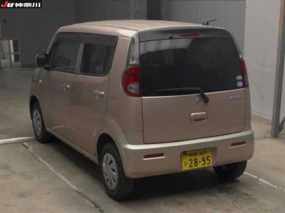 SUZUKI MRWAGON