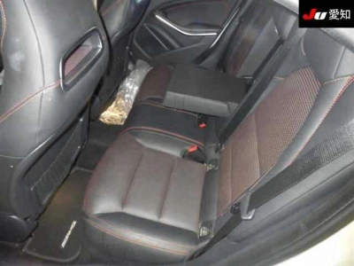 MERCEDES BENZ A CLASS