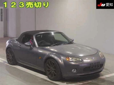 MAZDA ROADSTER