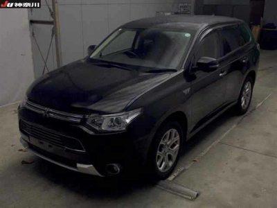 MITSUBISHI OUTLANDER PHEV