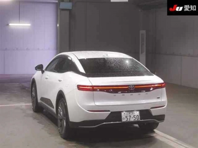 TOYOTA CROWN CROSSOVER