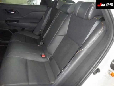 TOYOTA CROWN CROSSOVER