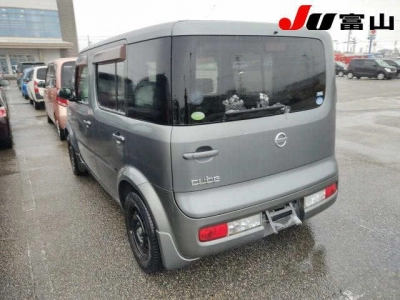 NISSAN CUBE