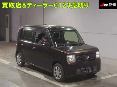 DAIHATSU MOVE CONTE