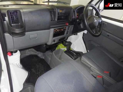 MITSUBISHI MINICAB MIEV