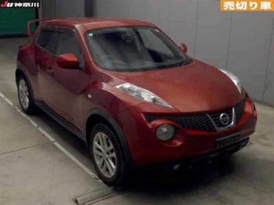 NISSAN JUKE