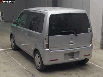 MITSUBISHI EK WAGON