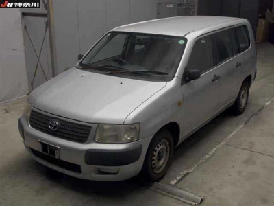 TOYOTA SUCCEED VAN