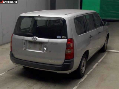 TOYOTA SUCCEED VAN
